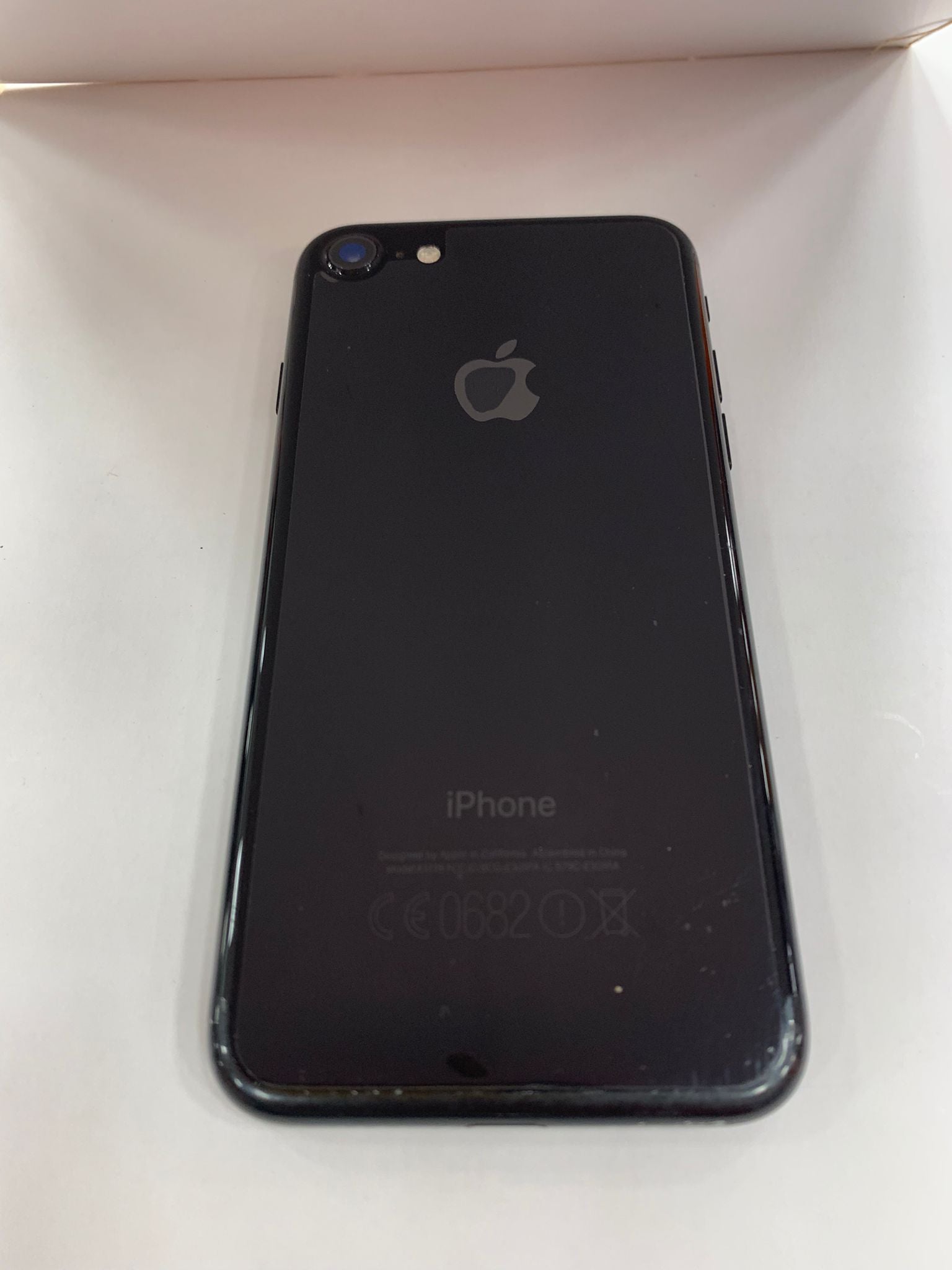 Apple iPhone 7 128GB (Used)